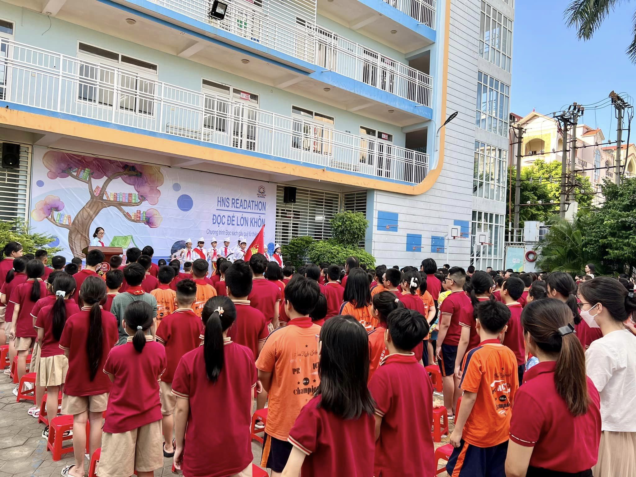 Lễ chào cờ tháng 10 năm học 2022-2023